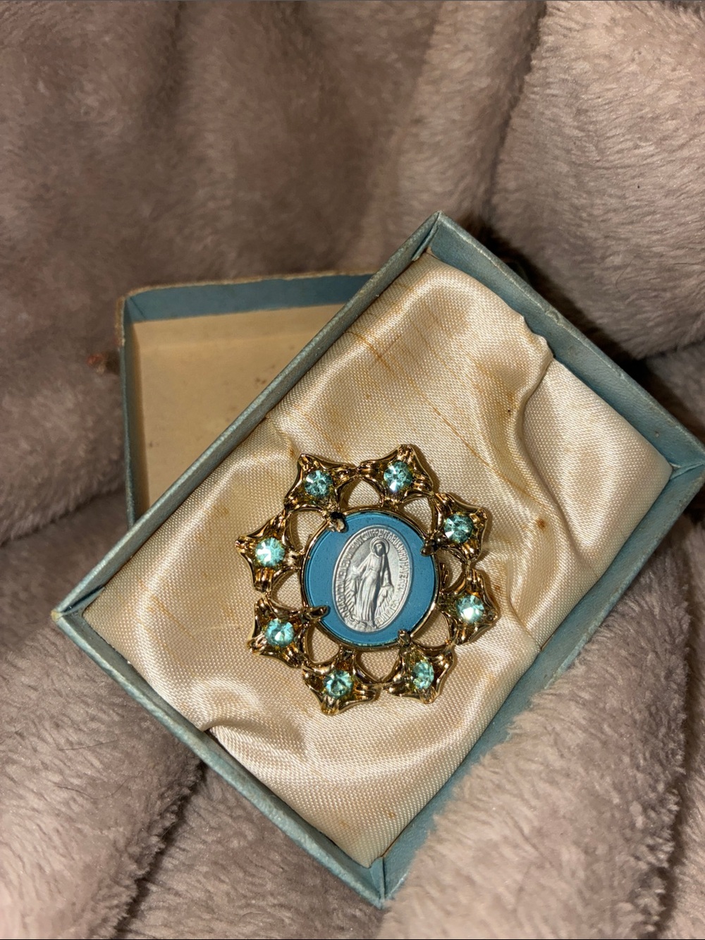 Vintg Gold-Tone Religious Medallion Brooch with Blue Enamel & Aquamarine Stones